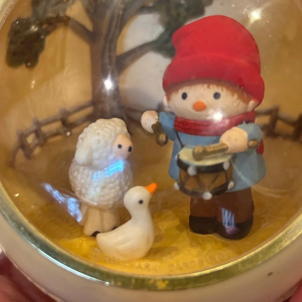 Vintage Hallmark Little Drummer Boy Diorama Ornament Cream Colored